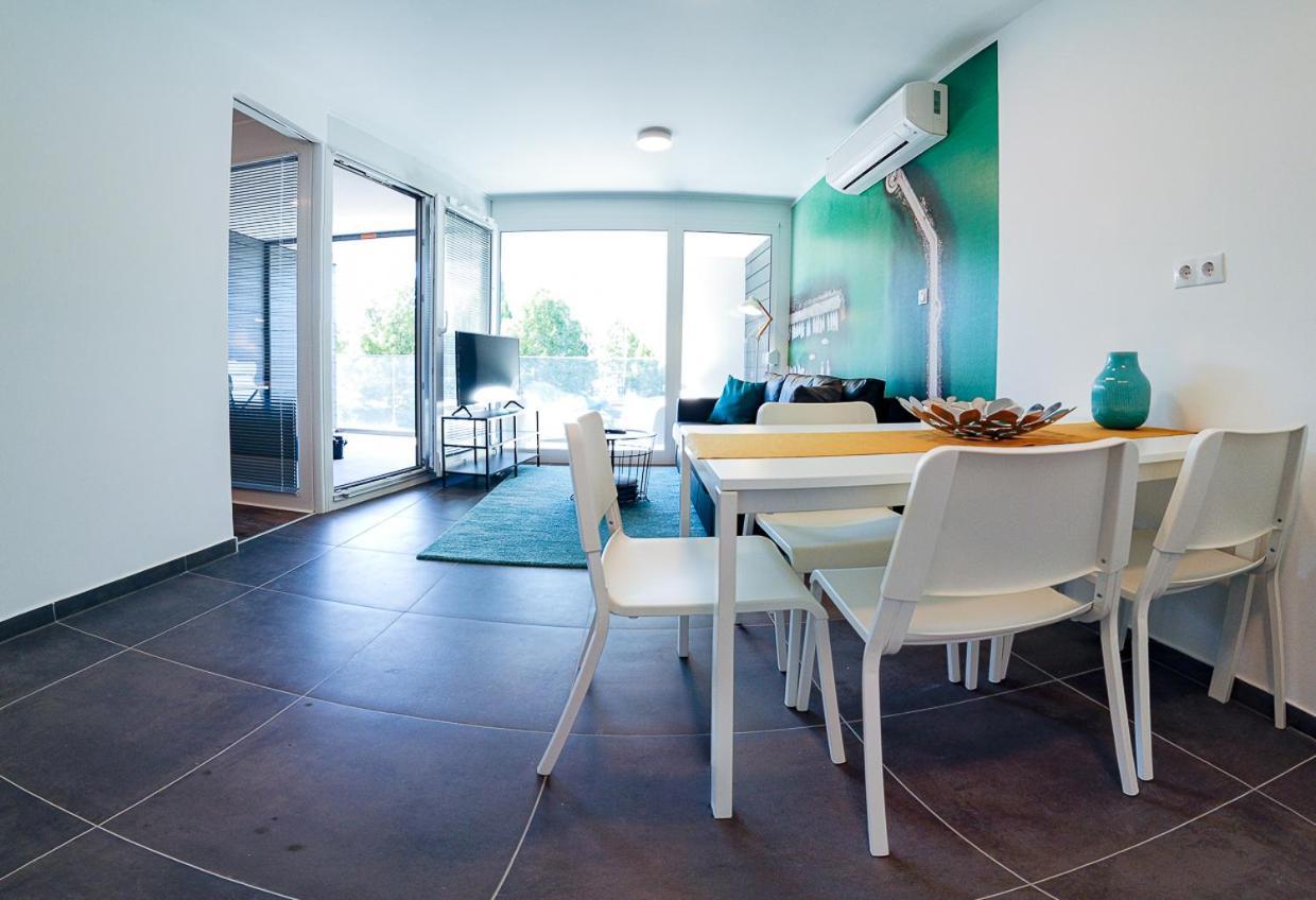 Marina Apartman Hotel Balatonszárszó 외부 사진